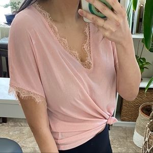 Bundle of 2 : Eyelash lace tops